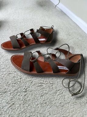 Steve Madden Gabriela tie ankle sandals